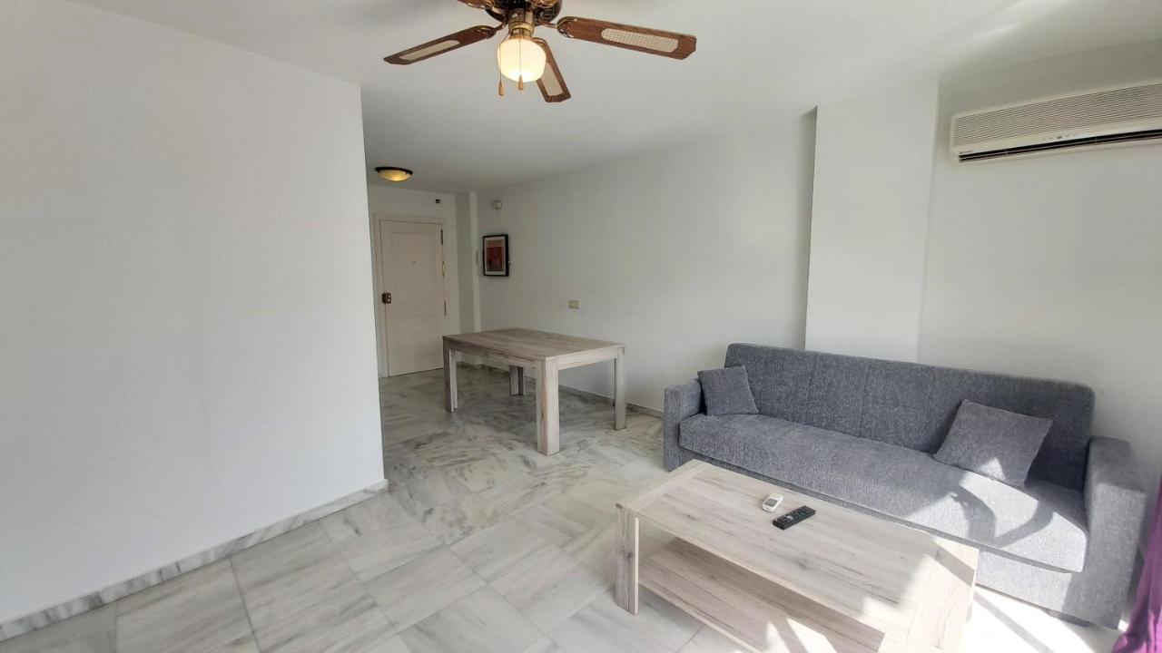 Del Parque Flats Meseta Swimmingpool Lägenhet Torremolinos Exteriör bild