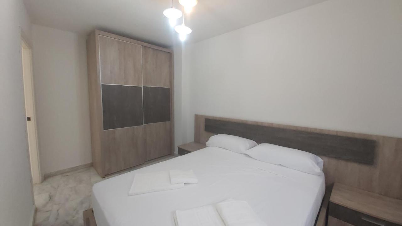 Del Parque Flats Meseta Swimmingpool Lägenhet Torremolinos Exteriör bild