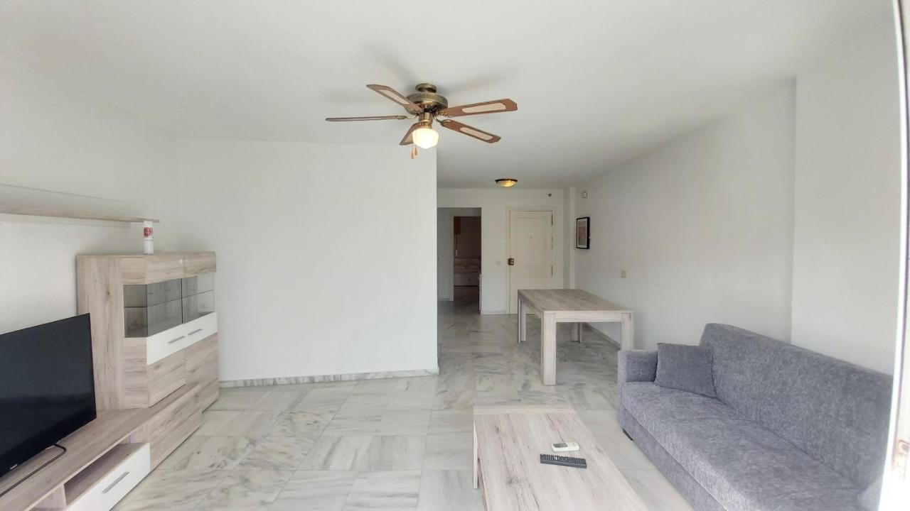Del Parque Flats Meseta Swimmingpool Lägenhet Torremolinos Exteriör bild